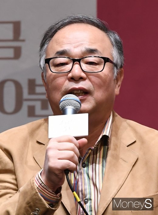 [머니S포토] 일일드라마 '우아한 모녀'의 어수선 감독