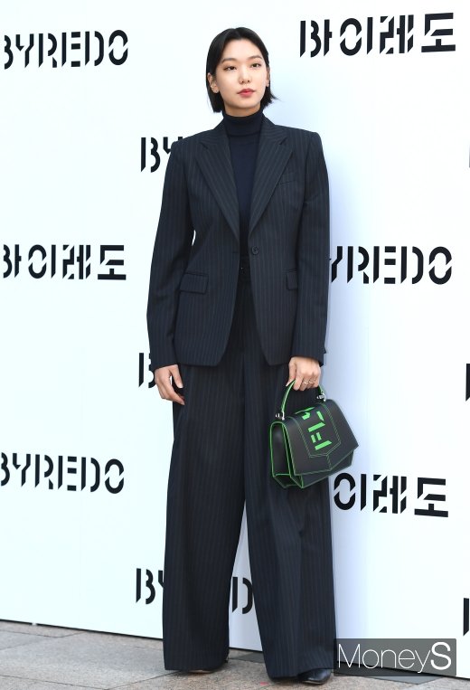 [머니S포토] 이호정, 현실감 떨어지는 비율