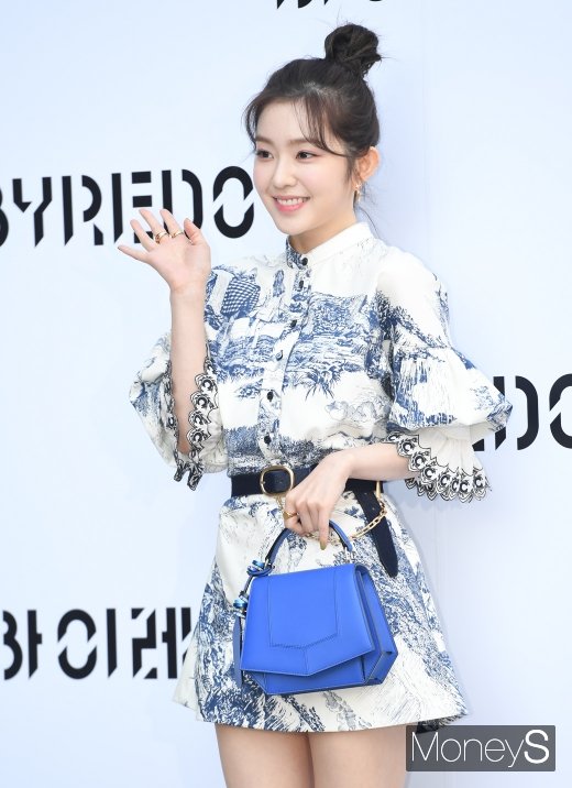 [머니S포토] 레드벨벳 아이린 '오늘도 열일하는 미모'