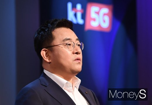 [머니S포토] 인터뷰 하는 송재호 KT 미디어플랫폼사업본부장