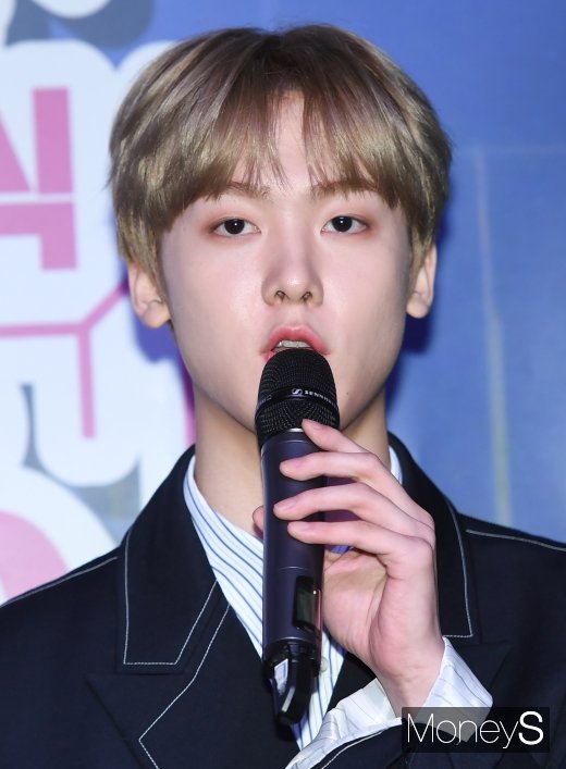 [머니S포토] 아스트로 윤산하 '떨리는 첫 연기 도전'