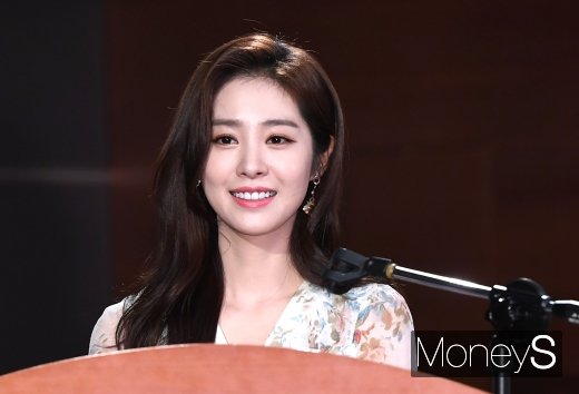[머니S포토] 박연경 '미모가 반짝반짝'