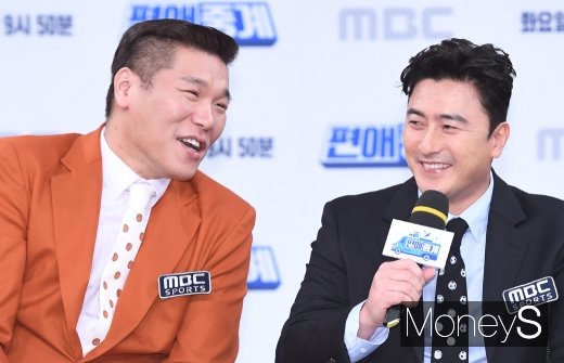 [머니S포토] 서장훈·안정환 '티격태격'