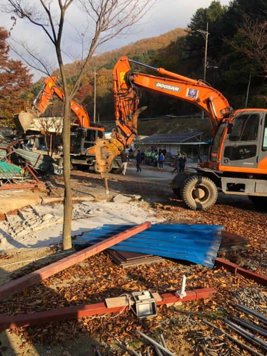 가평군 백팔유원지 일대 행정대집행. / 사진제공=가평군청