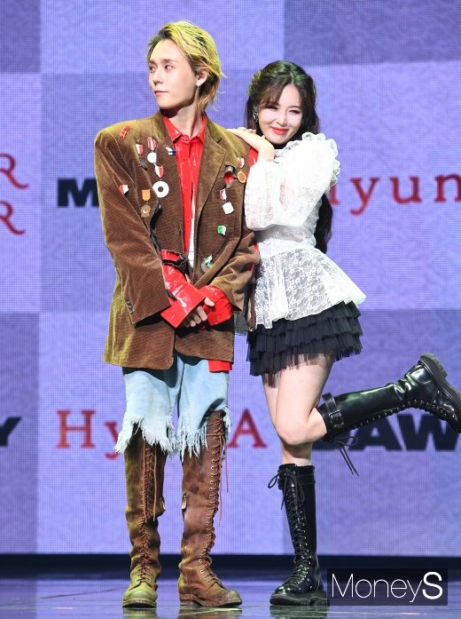 [머니S포토] 던·현아, 사랑스러운 공식 아이돌 커플