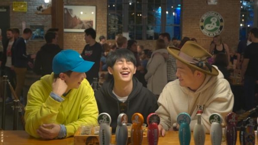 정해인, 화요일의 남자된다… 첫 단독 리얼리티 ‘걸어보고서’ 26일 첫 방송