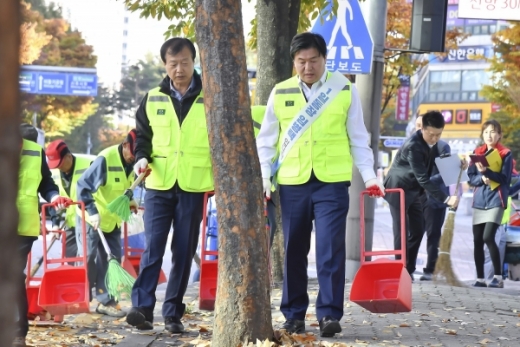 1일 동장으로 나선 임병택 시흥시장. / 사진제공=시흥시