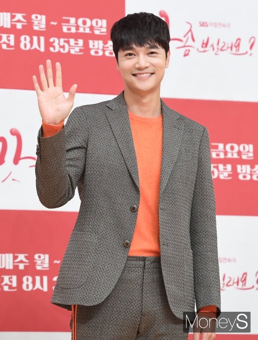 [머니S포토] '맛 좀 보실래요' 서도영, 여심 사로잡는 미소