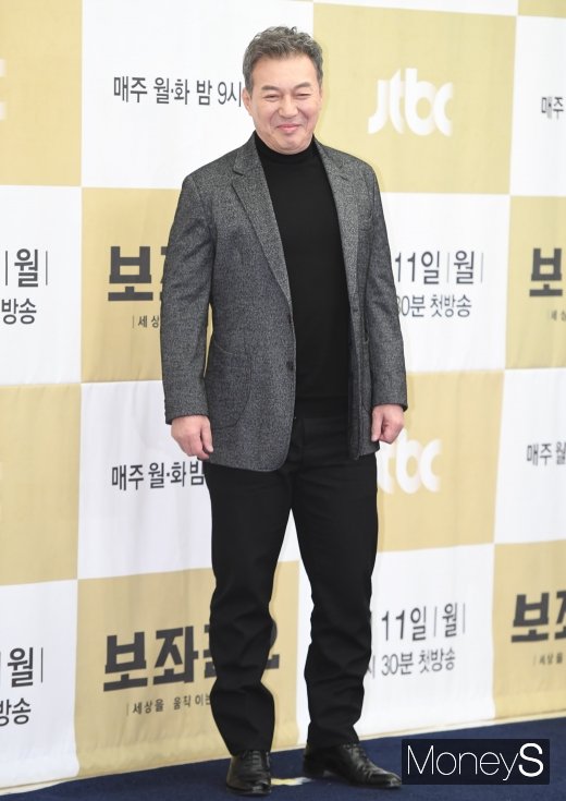 [머니S포토] 김갑수, 믿고 보는 명품배우