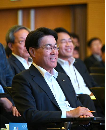 포스코 최정우 회장./사진=포스코 