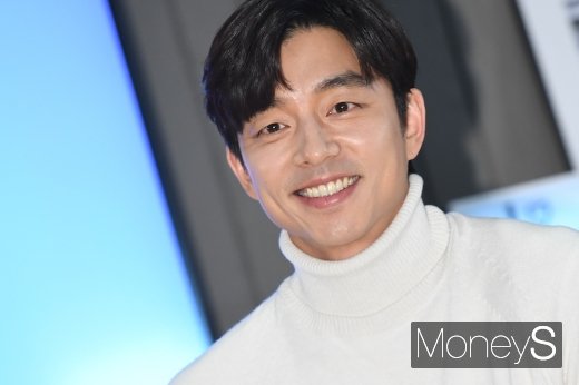 [머니S포토] 공유, 남자가 봐도 잘생긴 외모
