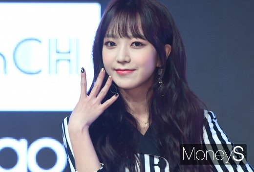 [머니S포토] 네이처 소희, 빛나는 동안미모…'맏언니 맞아?'