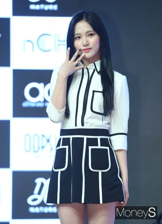[머니S포토] 네이처 채빈, 사랑스러운 청순 미모