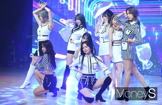 [머니S포토] 네이처 '3개월만에 깜찍하게 컴백'
