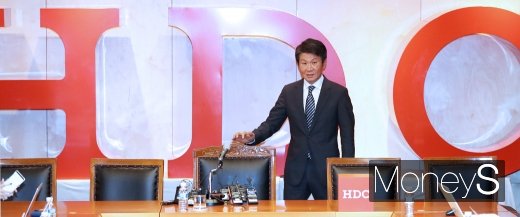 [머니S포토] 정몽규 HDC회장, 아시아나 매각 입장 전해...