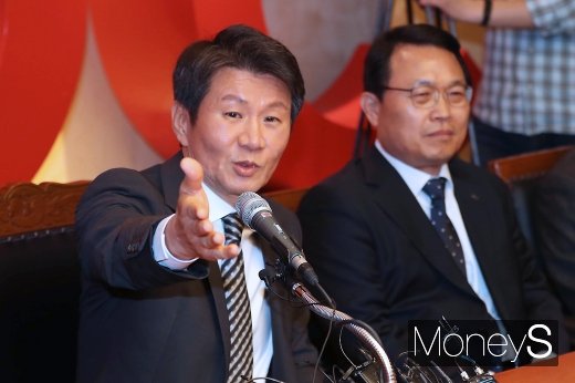 [머니S포토] 정몽규 HDC회장, 
