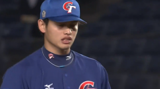 대만 야구 국가대표팀 투수 챵이가 12일 일본 지바현 조조마린스타디움에서 열린 2019 WBSC 프리미어12 한국과의 슈퍼라운드 2차전 경기에서 6회말 이닝을 끝낸 뒤 마운드를 내려가고 있다. /사진=프리이머12 공식 트위터 캡처