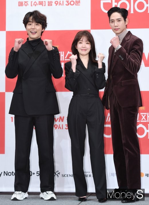 [머니S포토] 윤시윤·정인선·박성훈 '싸이코패스 다이어리 파이팅!'