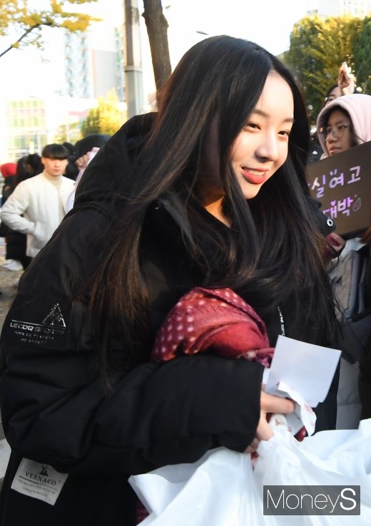 [머니S포토] 아리아즈 주은, 아침 햇살에 빛나는 미모