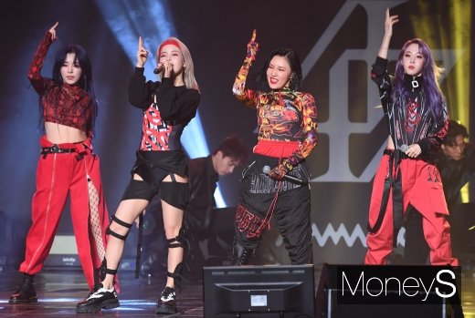 [머니S포토] 3년 9개월 만에 새 정규앨범으로 돌아온 마마무