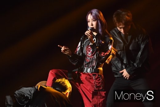 [머니S포토] 마마무 문별 '섹시 카리스마'