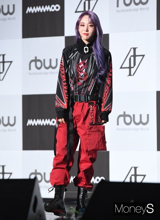 [머니S포토] 마마무 문별, 힙한 패션