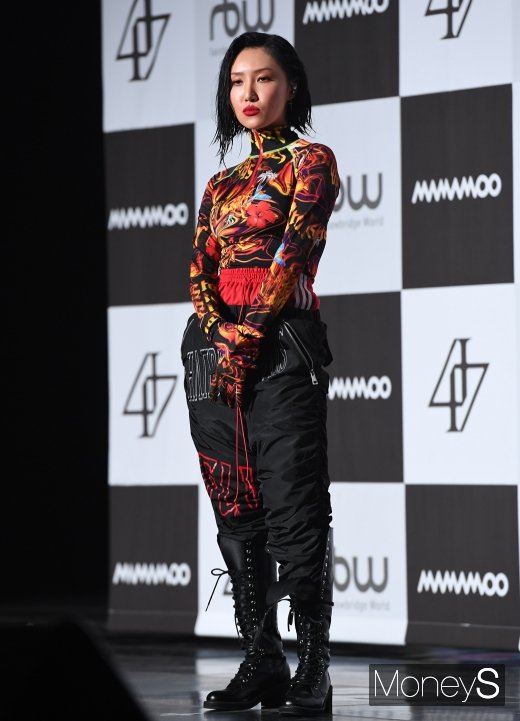 [머니S포토] 마마무 화사, 넘치는 걸크러쉬