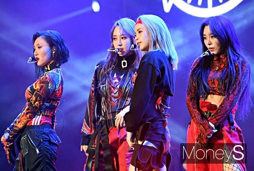 [머니S포토] 마마무 '강렬하고 당당하게'
