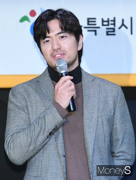 [머니S포토] 이진욱, 훈훈한 비주얼