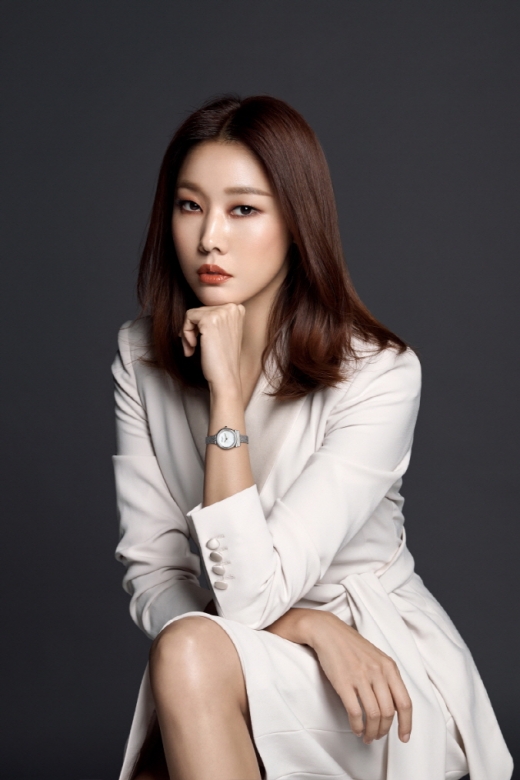 [★화보] 한혜진, 톱모델의 강렬+시크한 눈빛