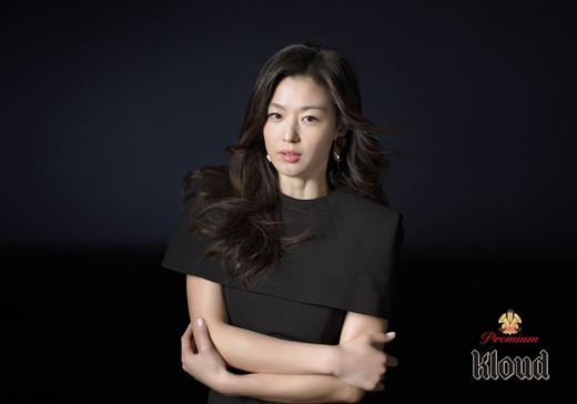 롯데주류, '클라우드' 모델로 전지현 재발탁… 점유율 잡을까