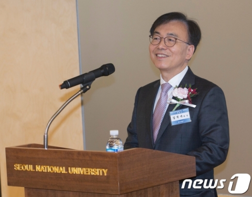 김석수 동서식품 회장/사진=뉴스1