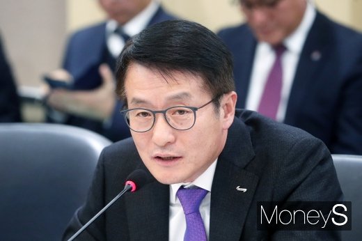 [머니S포토] 문창용 사장, 