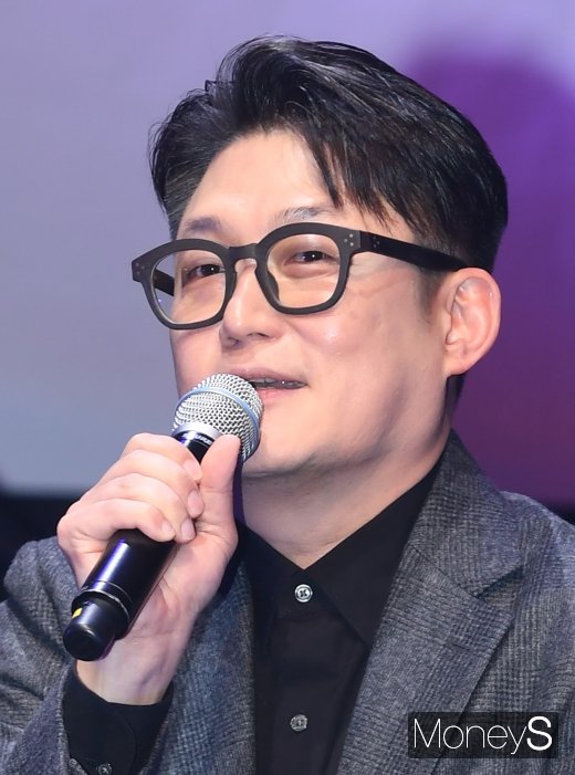 [머니S포토] 김현철 '정규 10집 돛으로 돌아왔어요'