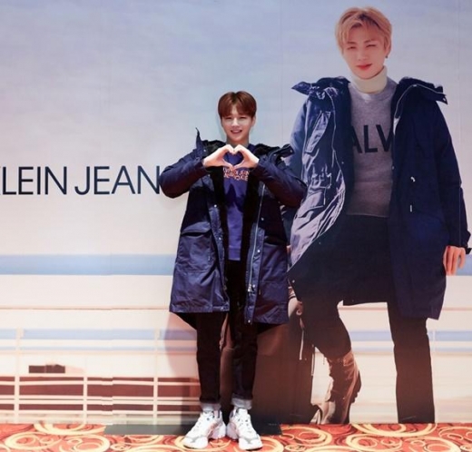 캘빈클라인 진, 뮤즈 강다니엘 깜짝 명동 팬사인회 개최