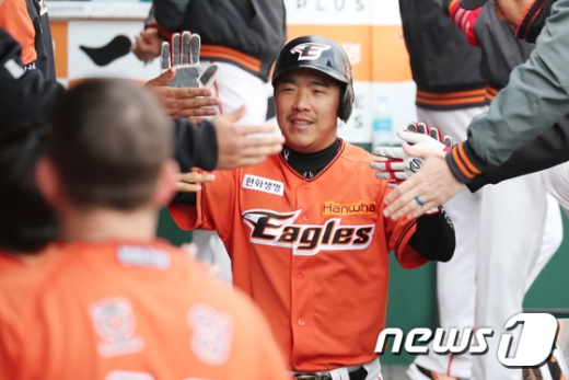 20일 열린 KBO 2차 드래프트에서 LG 트윈스의 지명을 받은 한화 이글스의 정근우. /사진=뉴스1