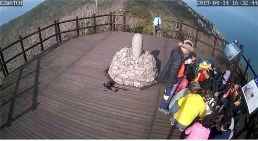 국립공원공단 다도해해상국립공원서부사무소(소장 이천규)가 안전하고 건강한 산행문화 조성을 위하여 탐방로 정상부 일원의 음주행위에 대한 순찰·단속을 강화한다./사진제공=다도해해상국립공원