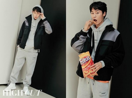 [★화보] 이재욱, 포근+설레는 '리얼 남친 룩'