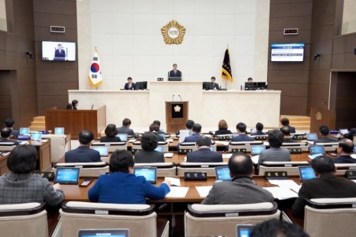 21일 용인시의회가 시의회 본회의장에서 제238회 제2차 정례회를 개회했다. / 사진제공=용인시의회