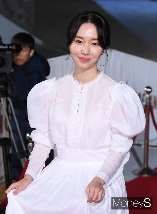 [머니S포토] 이정현, 변함없는 동안 미모