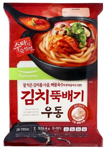 풀무원, 생김치 건더기를 곁들인 ‘김치뚝배기 우동’ 시원하고 칼칼한 맛으로
