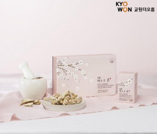 먹으면서 관리하는 여성을 위한 겨울철 건강기능식품