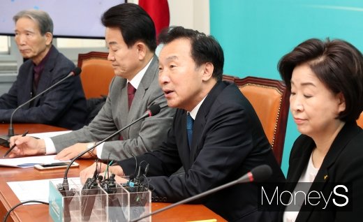 [머니S포토] 연동형비례대표제 추진에 야3당 한목소리