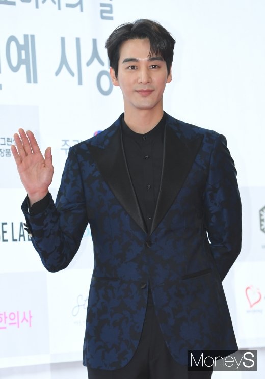 [머니S포토] 오창석, 여심 녹이는 달달한 미소