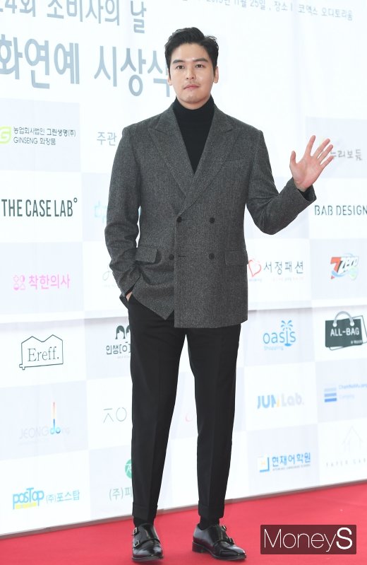 [머니S포토] 이장우 '남성미 폴폴'
