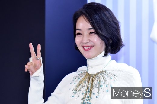 [머니S포토] 이지케이7 론칭행사 참석한 배종옥