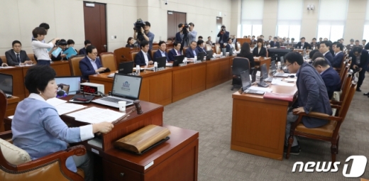 국회 행정안전위원회 전체회의./사진=뉴스1