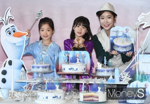 [머니S포토] 뚜레쥬르, '겨울왕국2' 케이크 2종 출시
