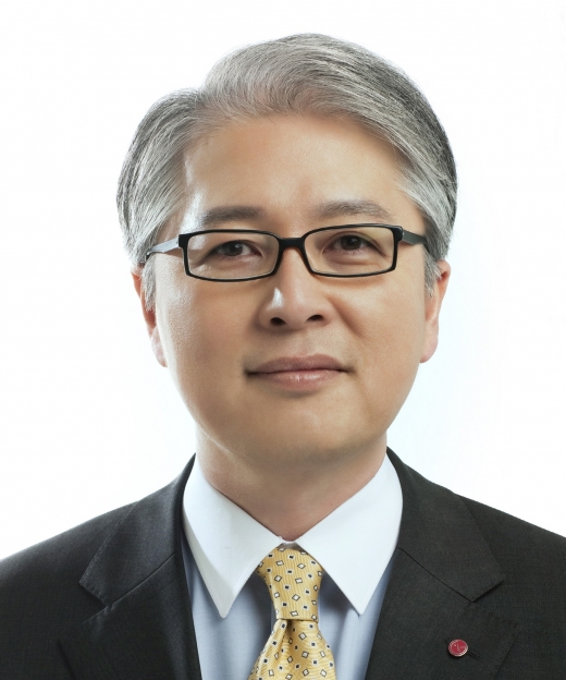 LG전자가 28일 2020년 정기 임원인사를 통해 권봉석 사장을 LG전자의 사령탑으로 선임했다. /사진=LG전자