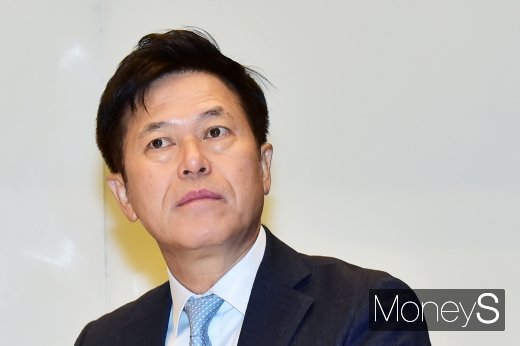 [머니S포토] 박정호 SKT 사장 